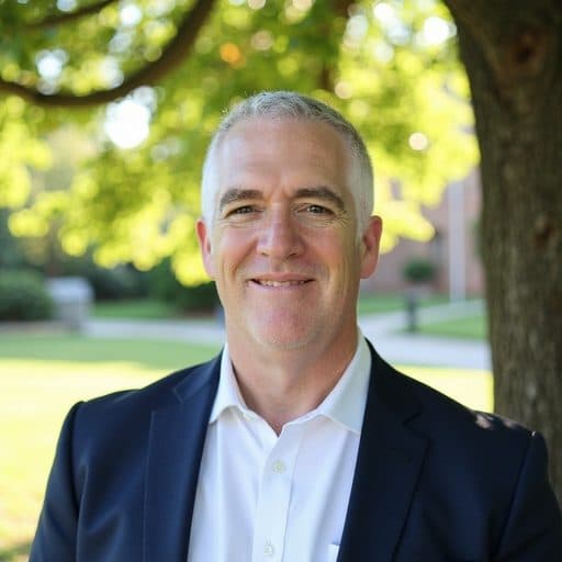 Headshot of Dave Lewis